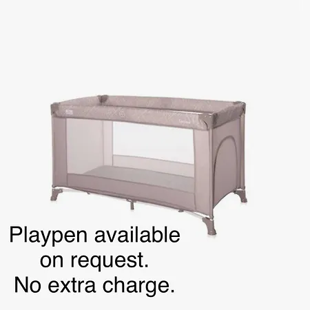 Apartmán Spacious & Cozy Apartment, With Big Yard, In *