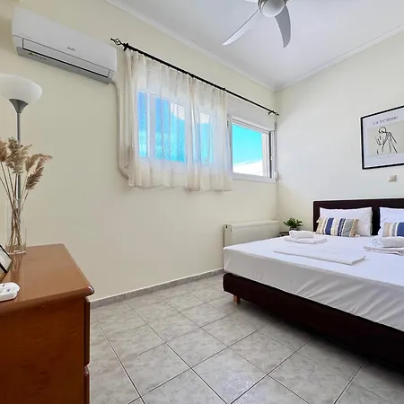 Spacious & Cozy Apartment, With Big Yard, In Kos