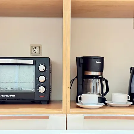 Spacious & Cozy Apartment, With Big Yard, In Κως Πόλη